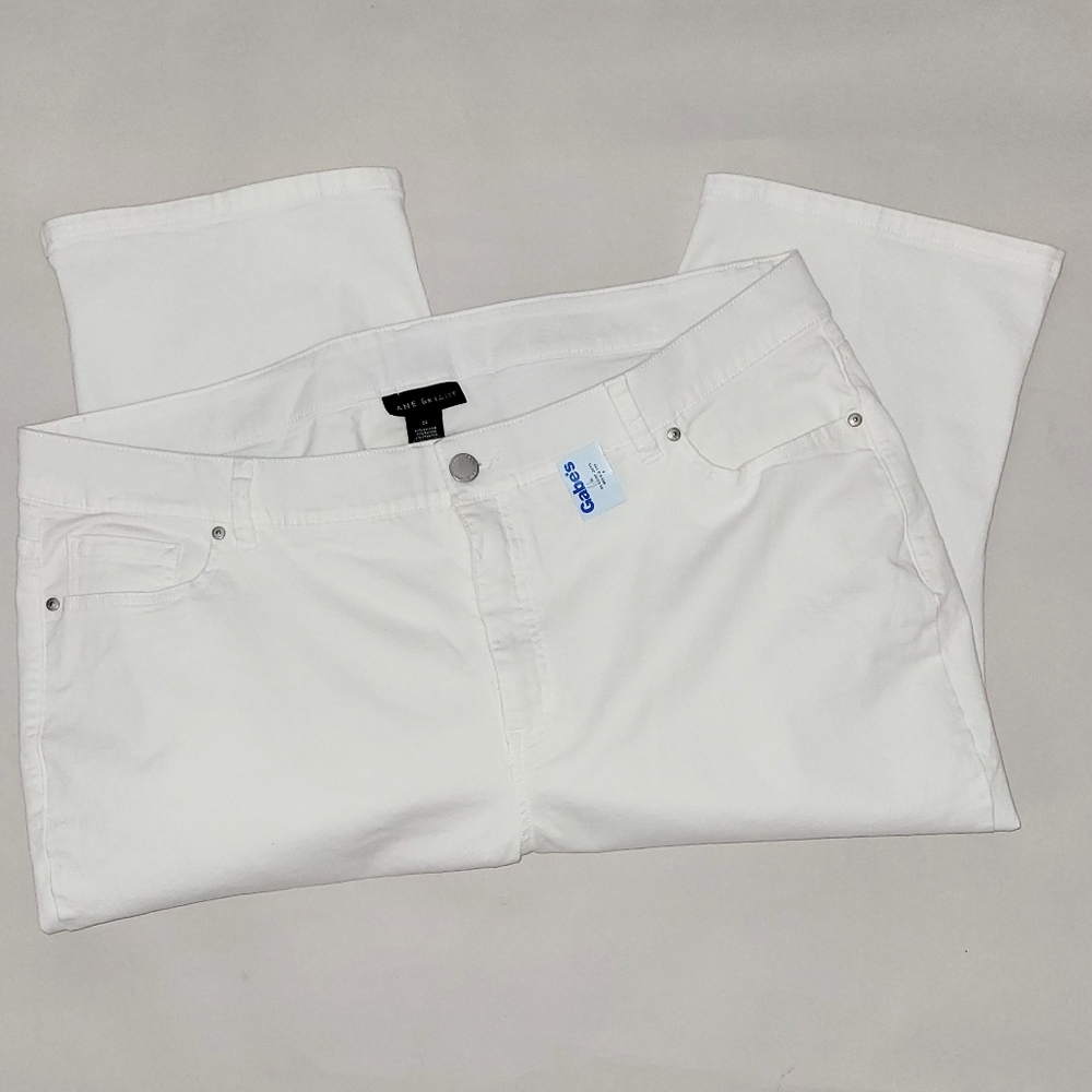 Lane Bryant Cropped White 5 Pocket  Cotton Blend Jeans Size 24 NEW